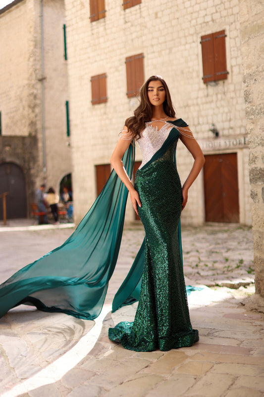 Elegant Royal Green Evening Dress